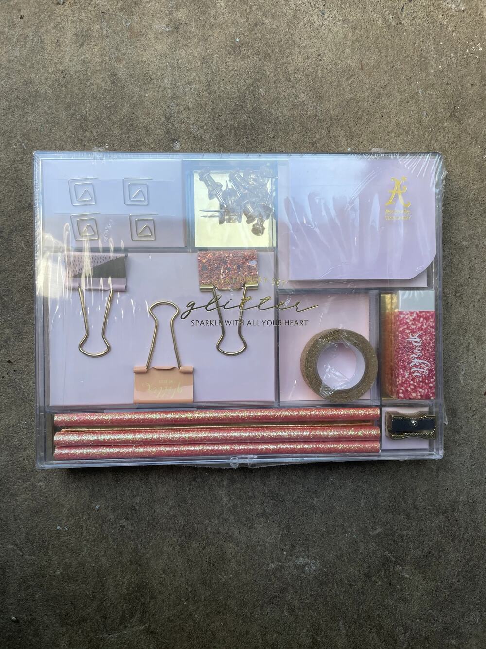 Glitter themed stationery gift set with sticky notes binder clips pencils and wa
